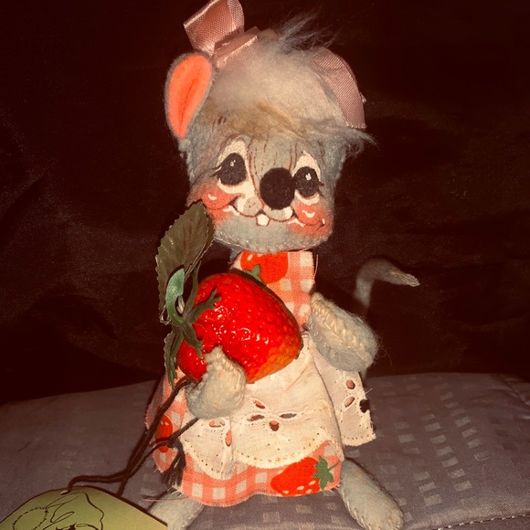 annalee doll Other - 🐭 Vintage Strawberry 🍓 Mouse Annalee Doll 🐭